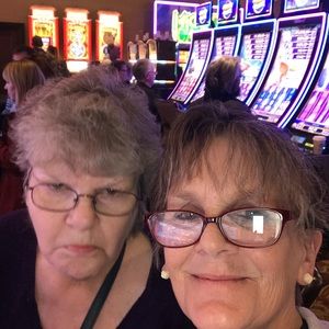 Meet your Posher, Linda